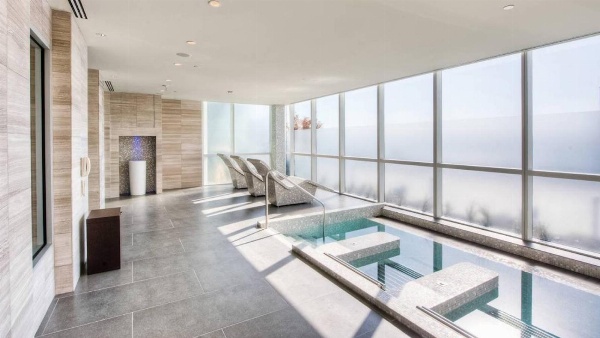 Four Seasons Baltimore image 7